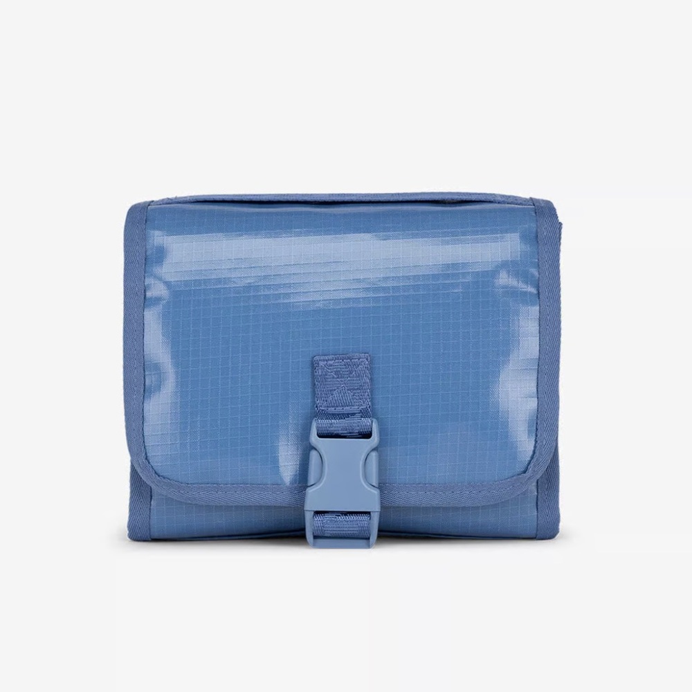 CALPAK - Terra Hanging Toiletry Bag